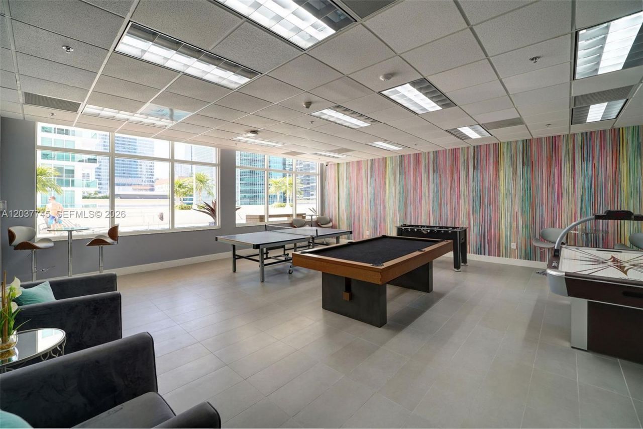 1200 Brickell Bay Dr , Unit 3714, Miami, FL 33131 Photo