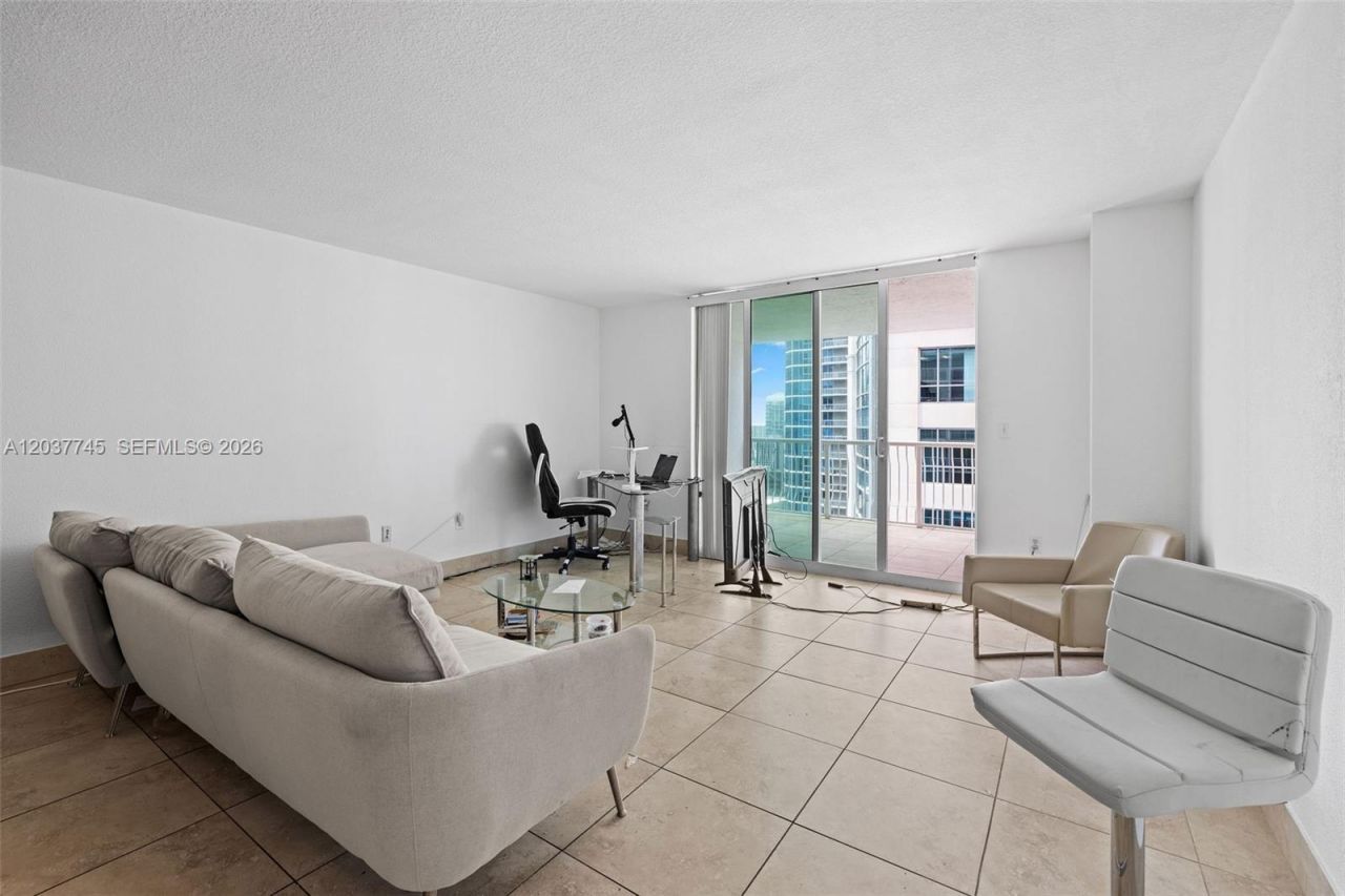 1200 Brickell Bay Dr , Unit 3714, Miami, FL 33131 Photo
