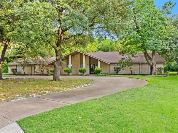 802 Rock Canyon Drive, Duncanville, TX 75137