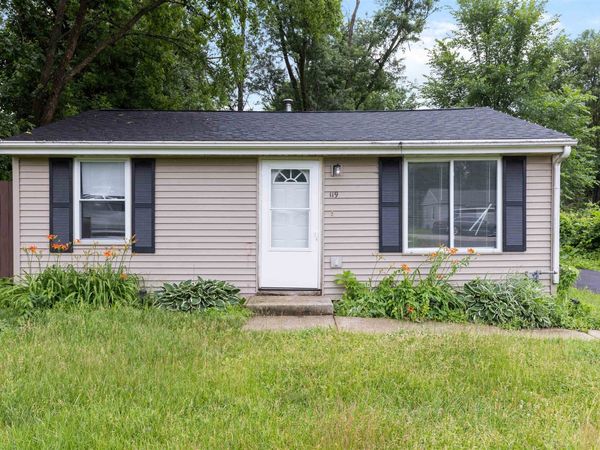 119 Superior Avenue, MACHESNEY PARK, IL 61115