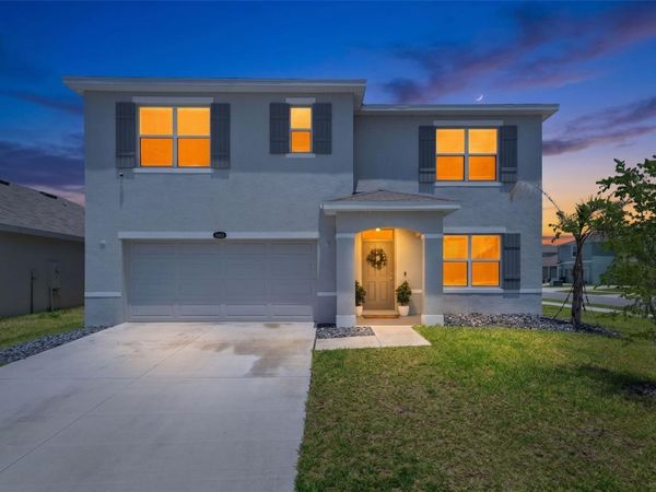 8210 DOLPHIN BLUFF BOULEVARD , WESLEY CHAPEL, FL 33545