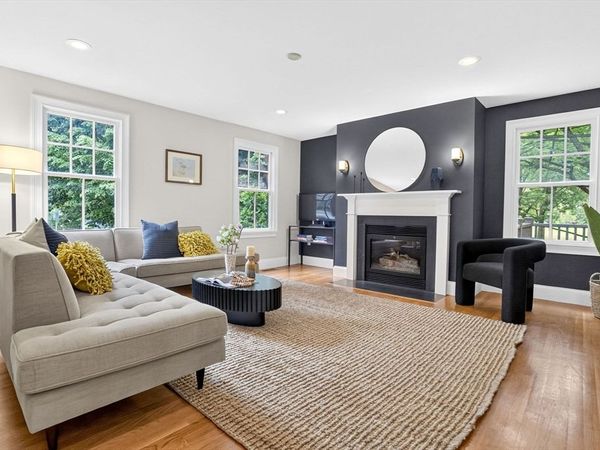 89 Boylston St, Unit 89, Boston, MA 02130