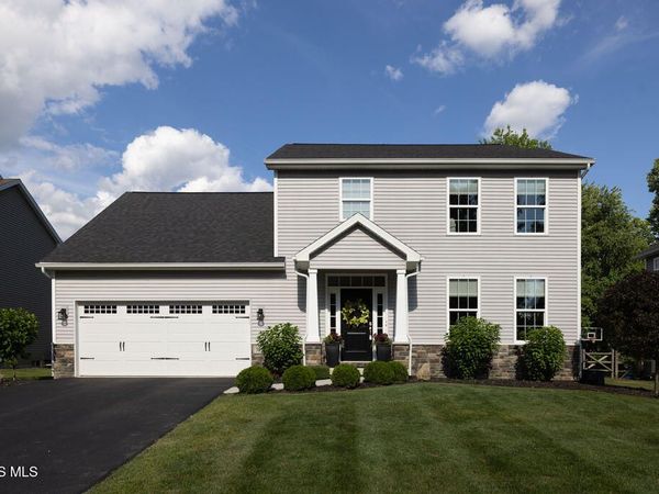 3834 Hampstead Drive , Sylvania, OH 43560