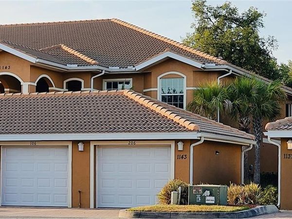 1137 Winding Pines CIR, Unit 203, CAPE CORAL, FL 33909