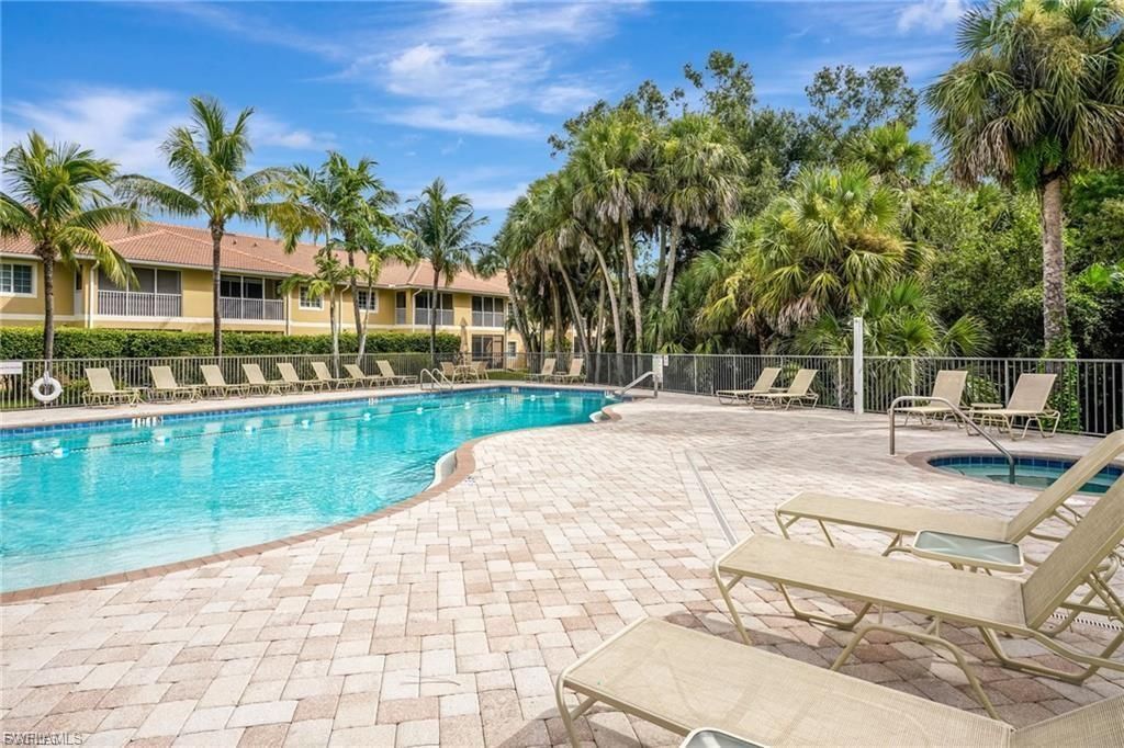 1137 Winding Pines Cir, Unit 203, Cape Coral, FL 33909 Photo