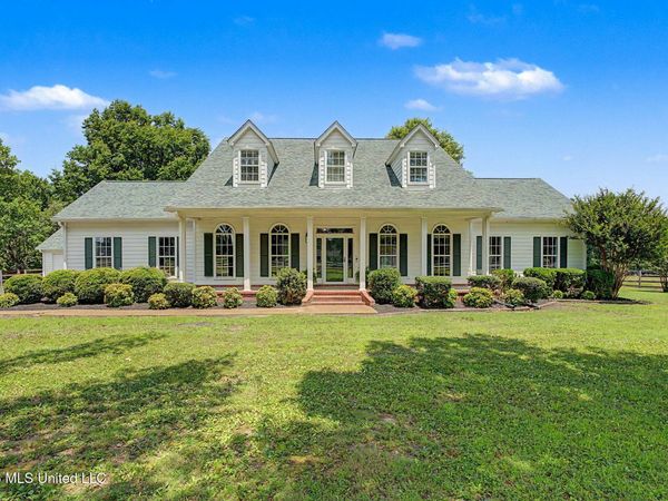 64 Tamim Cove, Byhalia, MS 38611