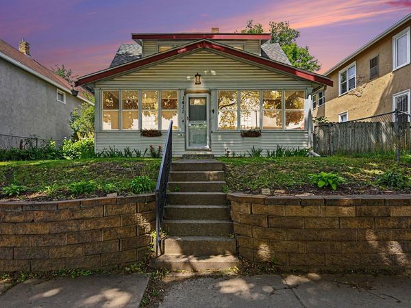 1411 Knox Avenue N, Minneapolis, MN 55411
