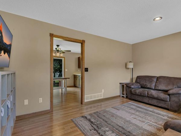 2135 247th Street , Saint Augusta, MN 56301