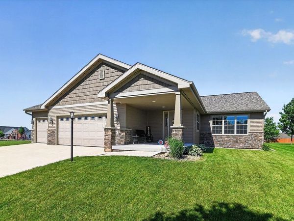 938 Star Gazer Drive, Deforest, WI 53532
