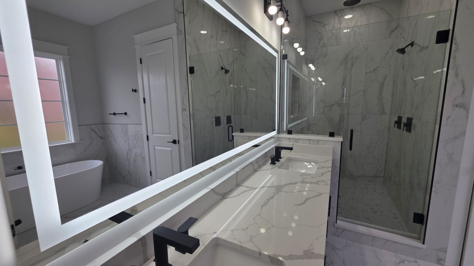828 Crystal Water Way  Photo 18