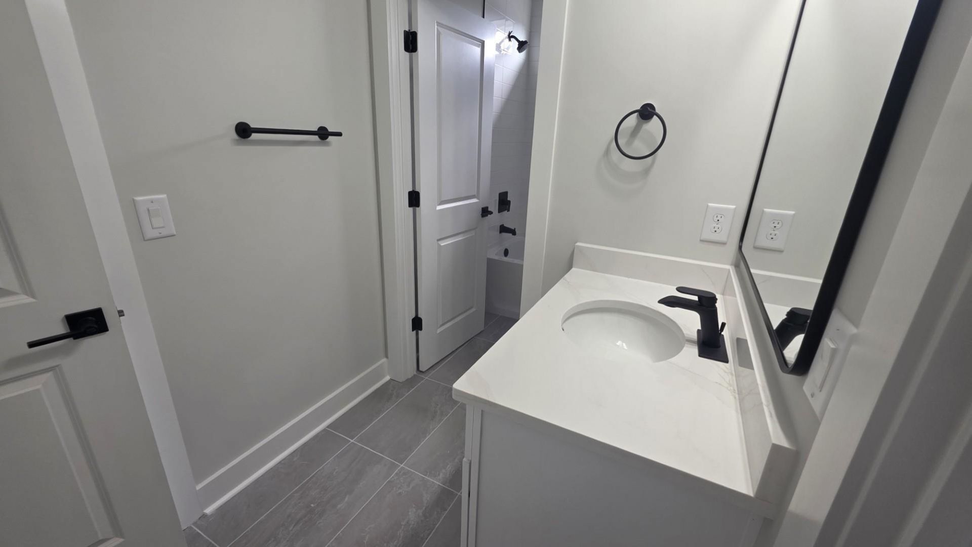 828 Crystal Water Way  Photo 26