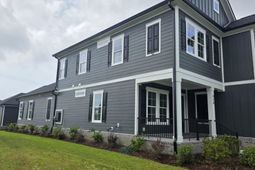 828 Crystal Water Way  photo 4