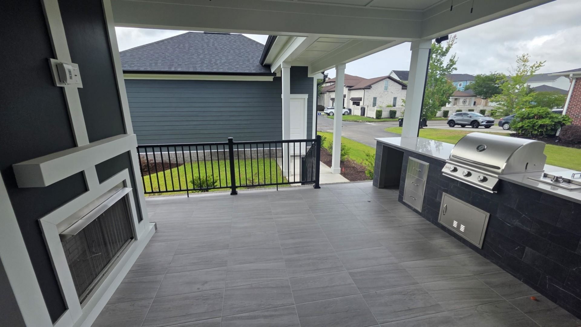 828 Crystal Water Way  Photo 33