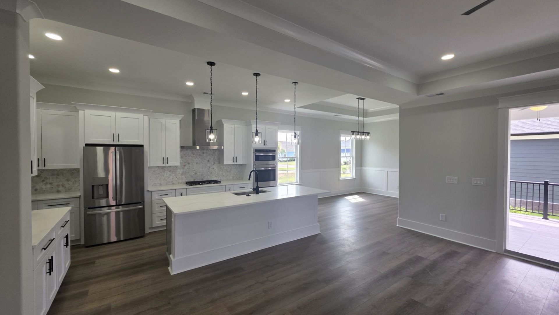 828 Crystal Water Way  Photo 8