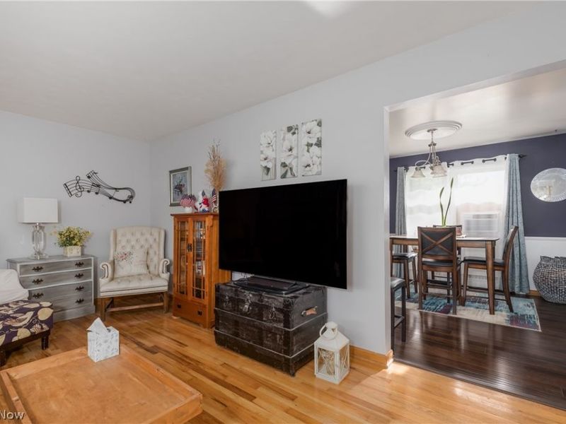 13791 Amodio Avenue NW, Uniontown, OH 44685 Photo 4
