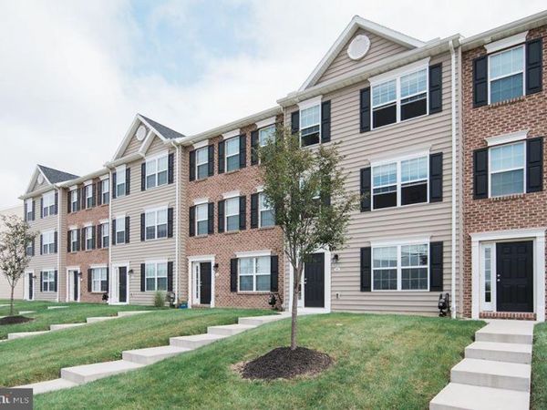 51 NITTANY CT , HANOVER, PA 17331