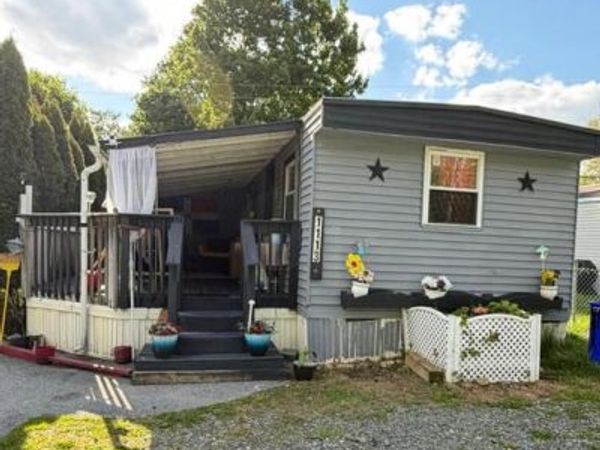 1113 HOLLYWOOD DRIVE, READING, PA 19606