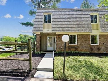 10400 CAPEHART COURT , GAITHERSBURG, MD 20886