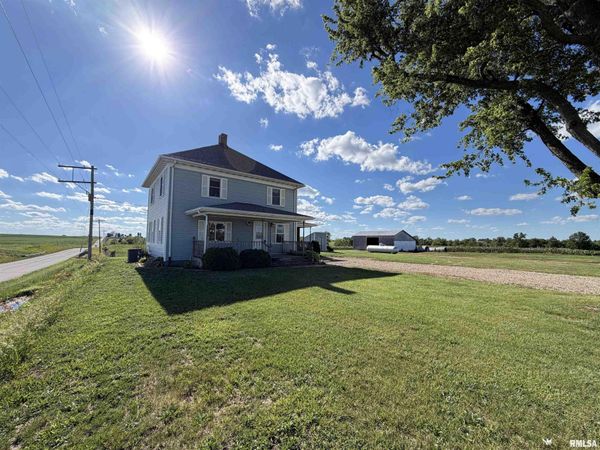2558 E County Highway 17 Highway, Avon, IL 61415