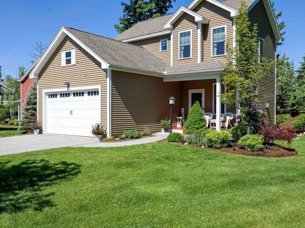 25 Redwood Way, Unit 24, Manchester, NH 03102