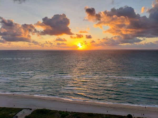 2555 Collins Ave, Unit 2207, Miami Beach, FL 33140