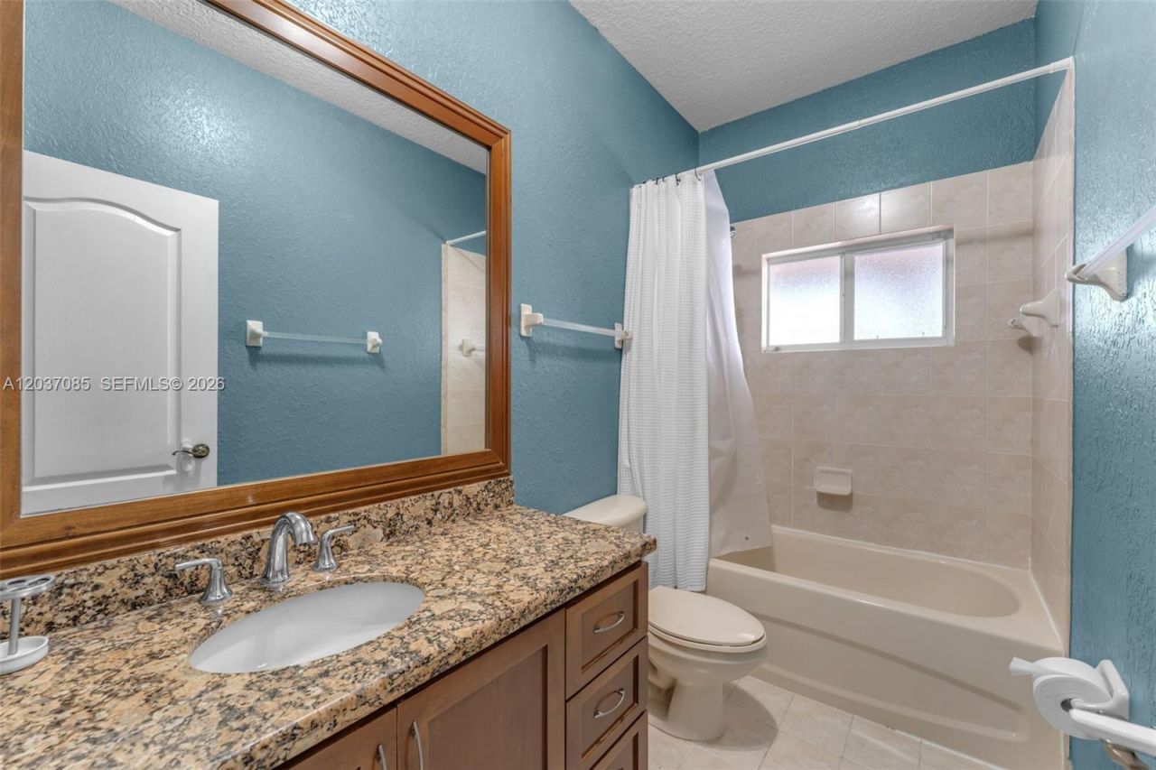 4449 SW 164th Path , Miami, FL 33185 Photo