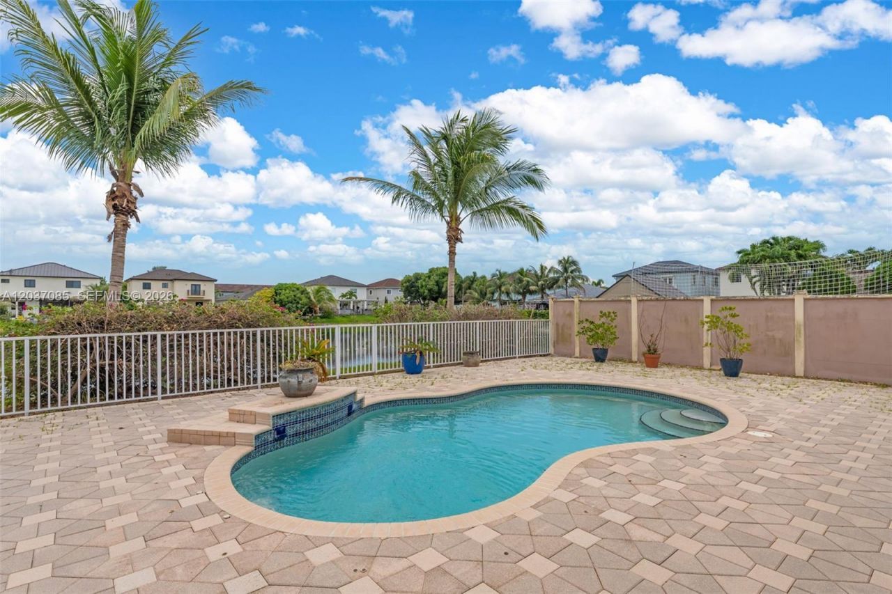 4449 SW 164th Path , Miami, FL 33185 Photo