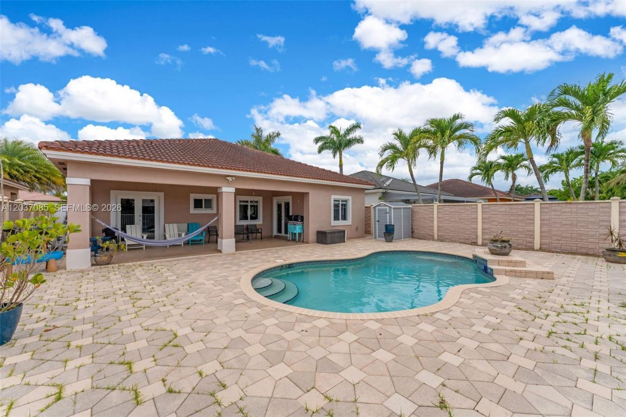 4449 SW 164th Path , Miami, FL 33185 Photo