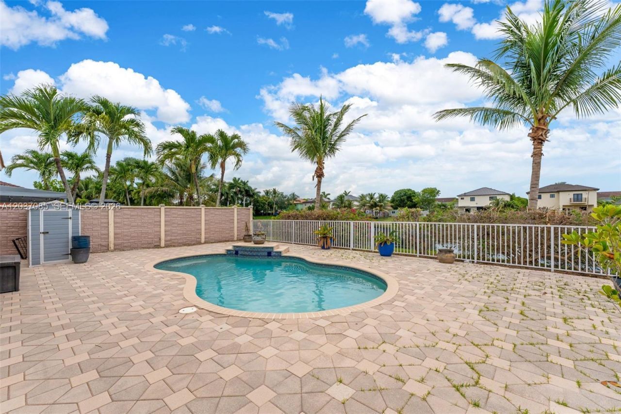 4449 SW 164th Path , Miami, FL 33185 Photo