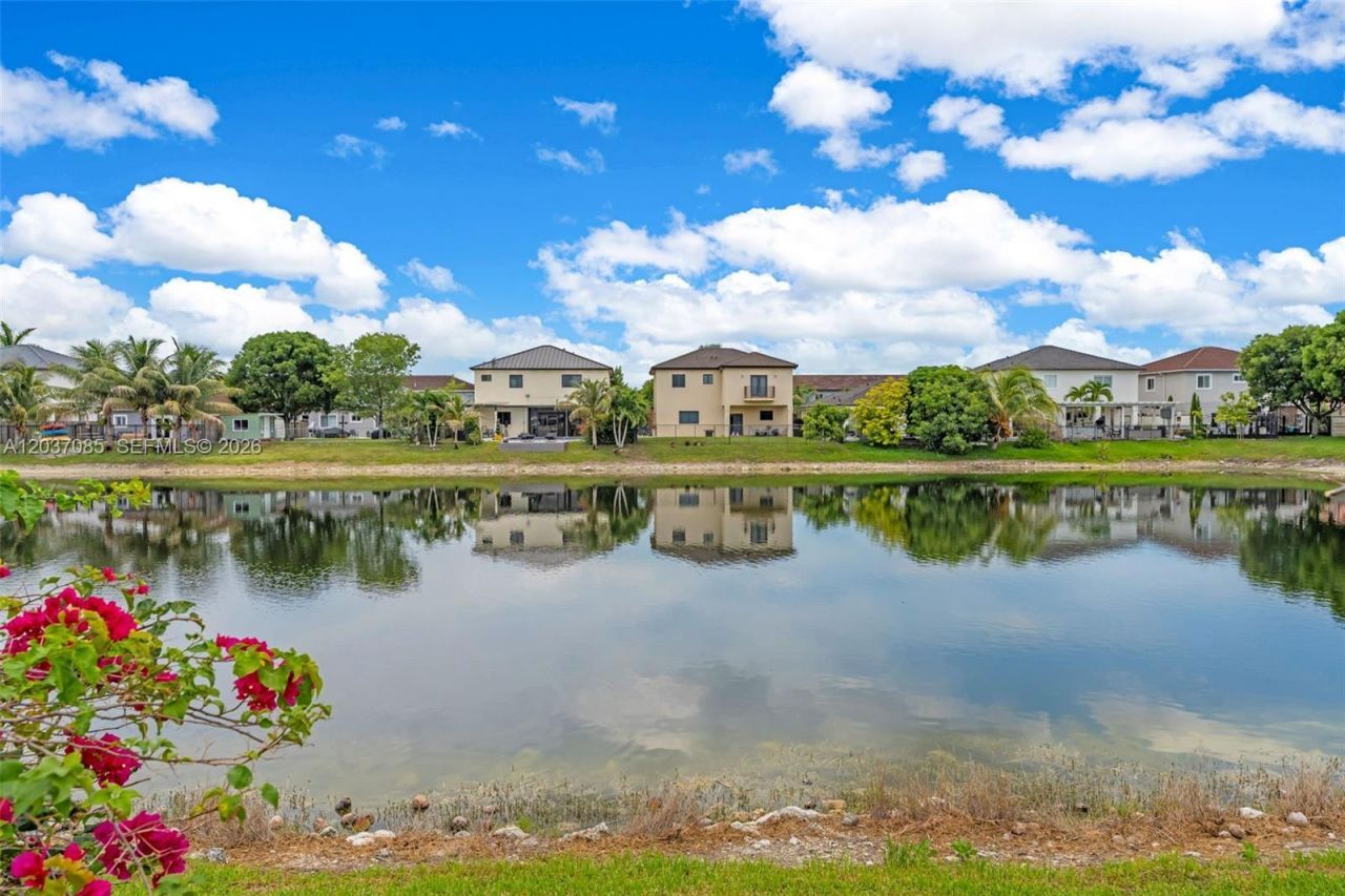 4449 SW 164th Path , Miami, FL 33185 Photo