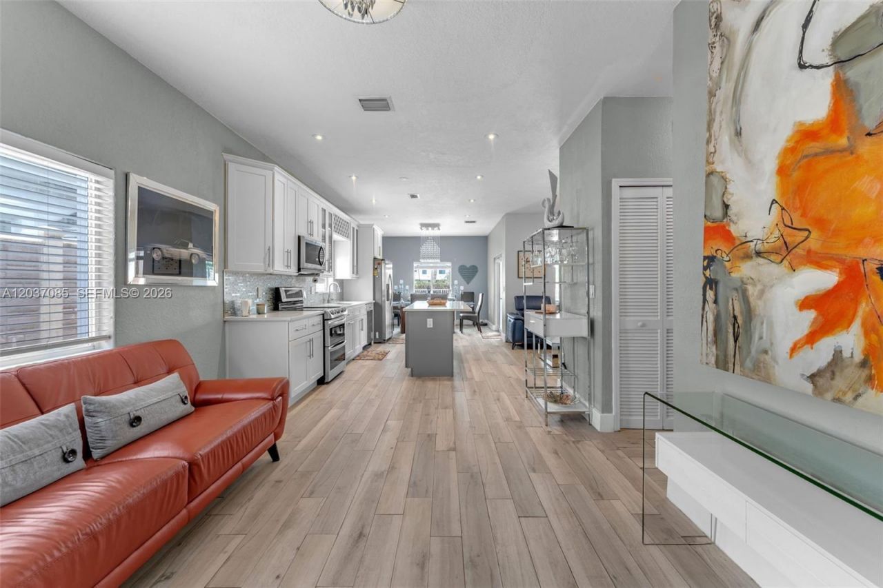 4449 SW 164th Path , Miami, FL 33185 Photo