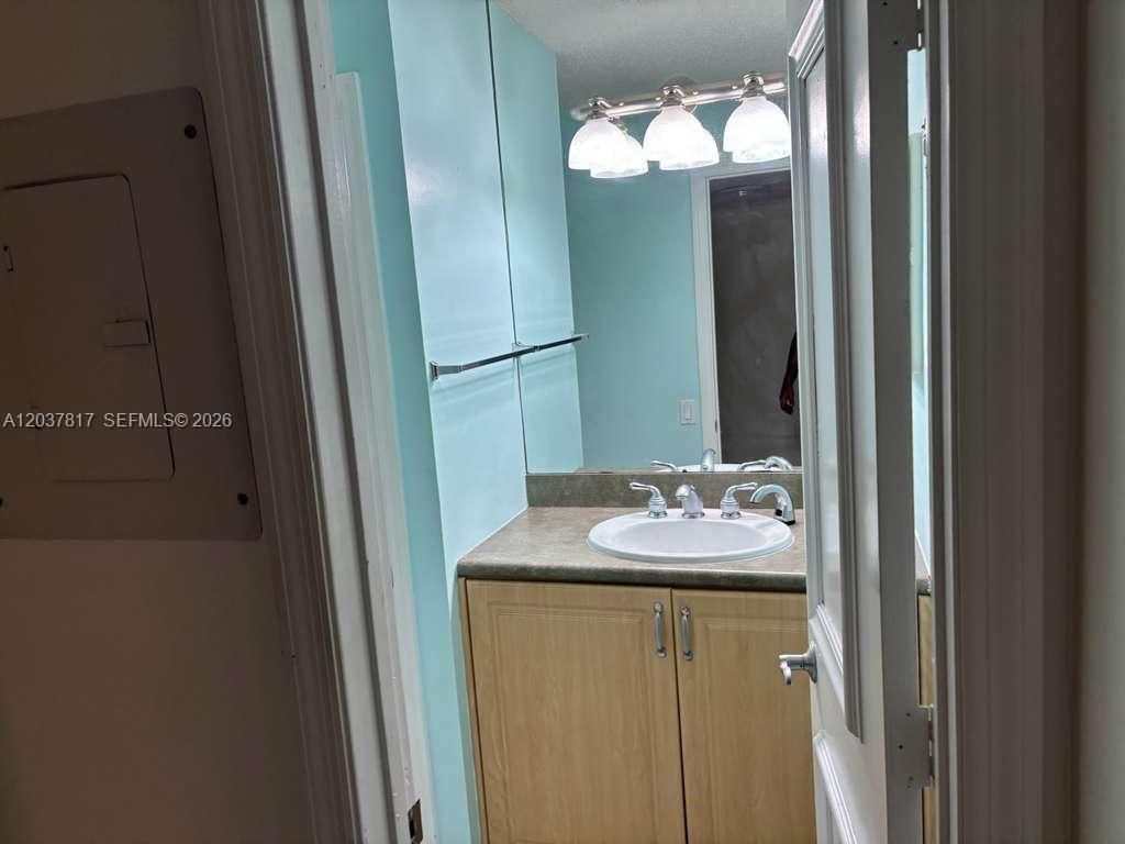 2307 N Congress Ave, Unit 24, Boynton Beach, FL 33426 Photo