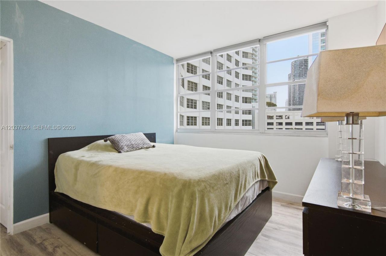 801 Brickell Bay Dr, Unit 764, Miami, FL 33131 Photo