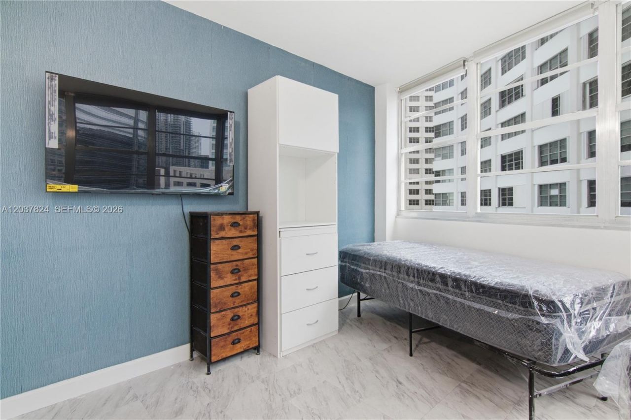 801 Brickell Bay Dr, Unit 764, Miami, FL 33131 Photo