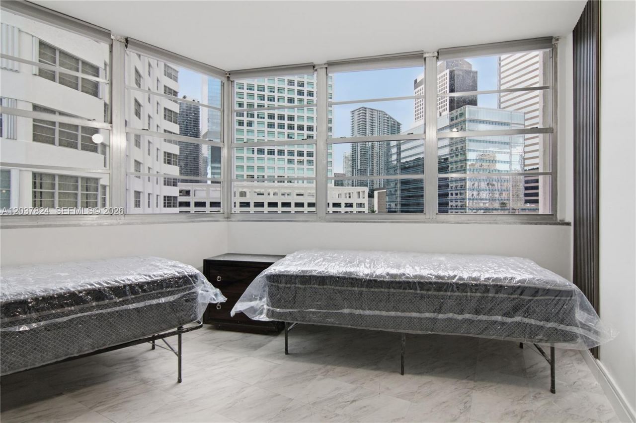 801 Brickell Bay Dr, Unit 764, Miami, FL 33131 Photo