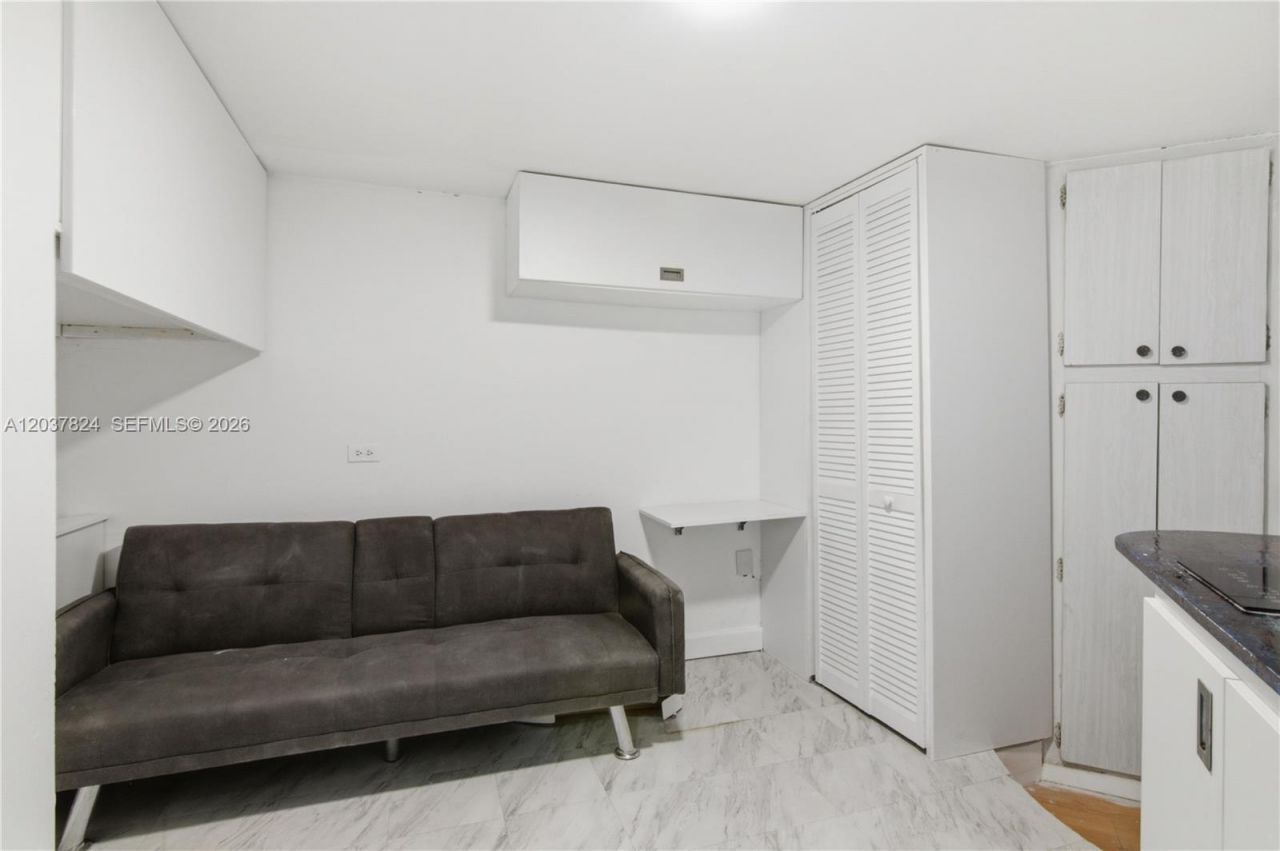 801 Brickell Bay Dr, Unit 764, Miami, FL 33131 Photo