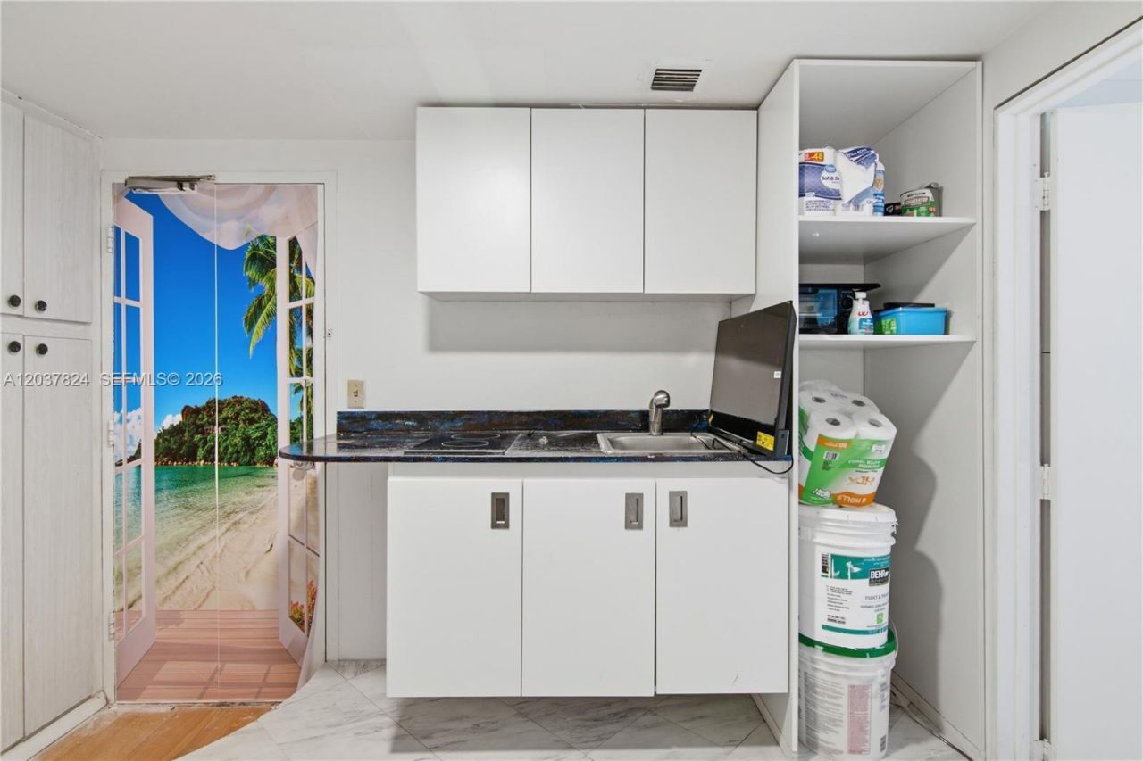 801 Brickell Bay Dr , Unit 764, Miami, FL 33131 Photo