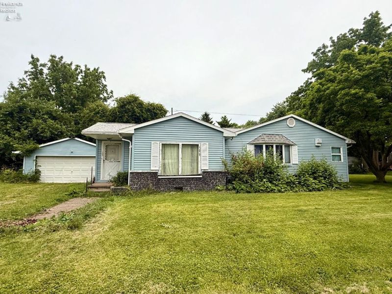 109 W Mohegan, Sandusky, OH 44870 Photo 1