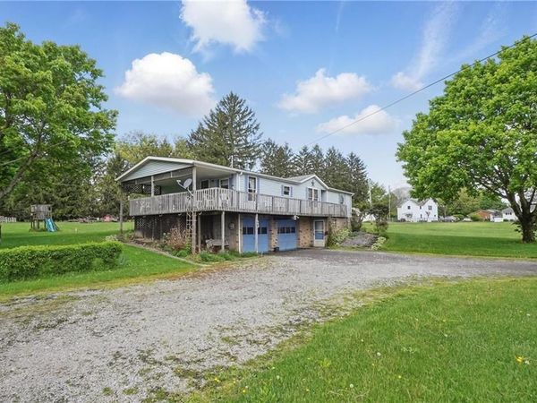 498 Eagle Mill Rd, Butler, PA 16001