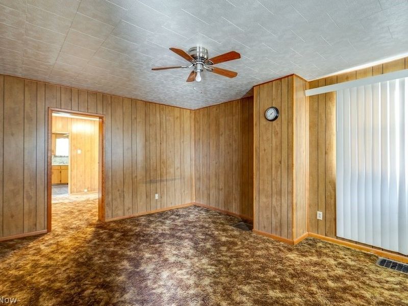 1031 Pike Street , Alliance, OH 44601 Photo 15