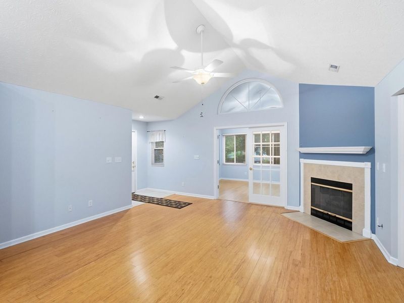 2690 Prestwick Village Circle, Springfield, OH 45503 Photo 12