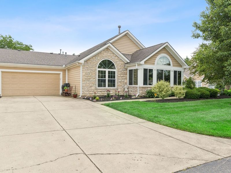 2690 Prestwick Village Circle, Springfield, OH 45503 Photo 2