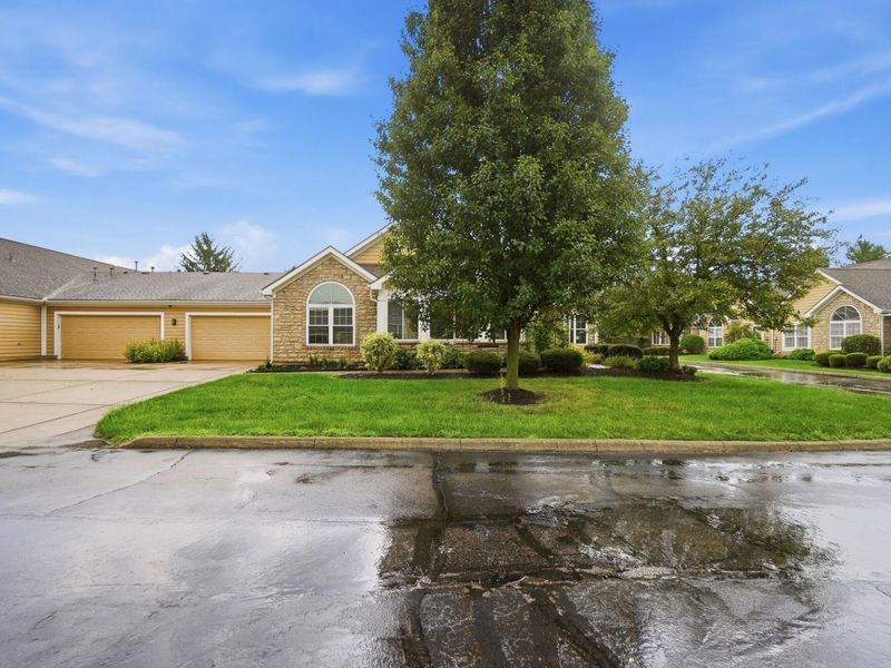 2690 Prestwick Village Circle, Springfield, OH 45503 Photo 2