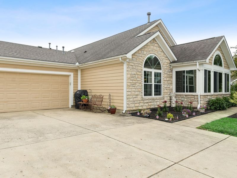 2690 Prestwick Village Circle, Springfield, OH 45503 Photo 3