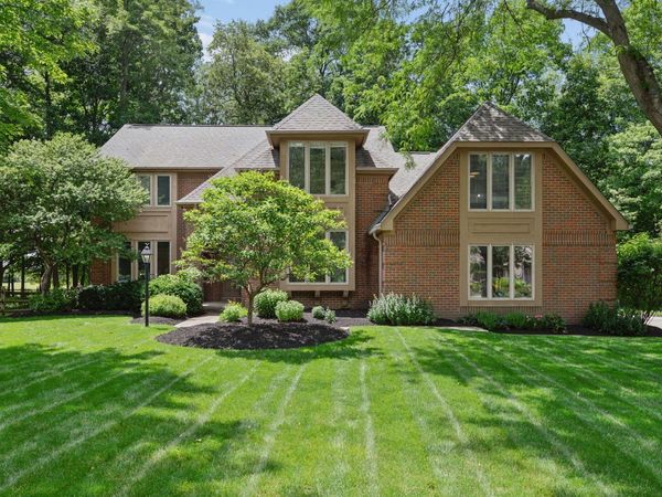 4821 Canterwood Court, Hilliard, OH 43026