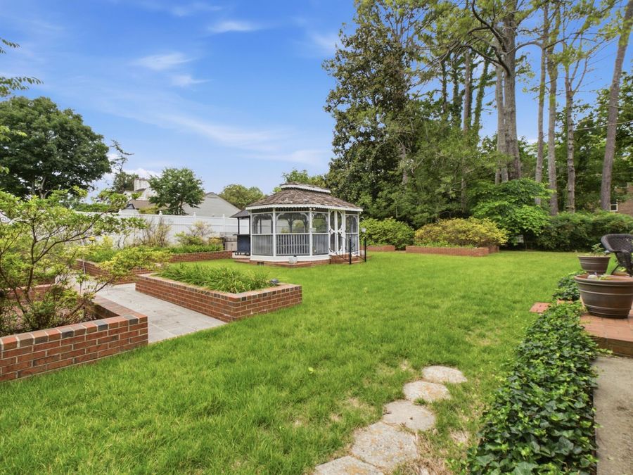 Property Image 104