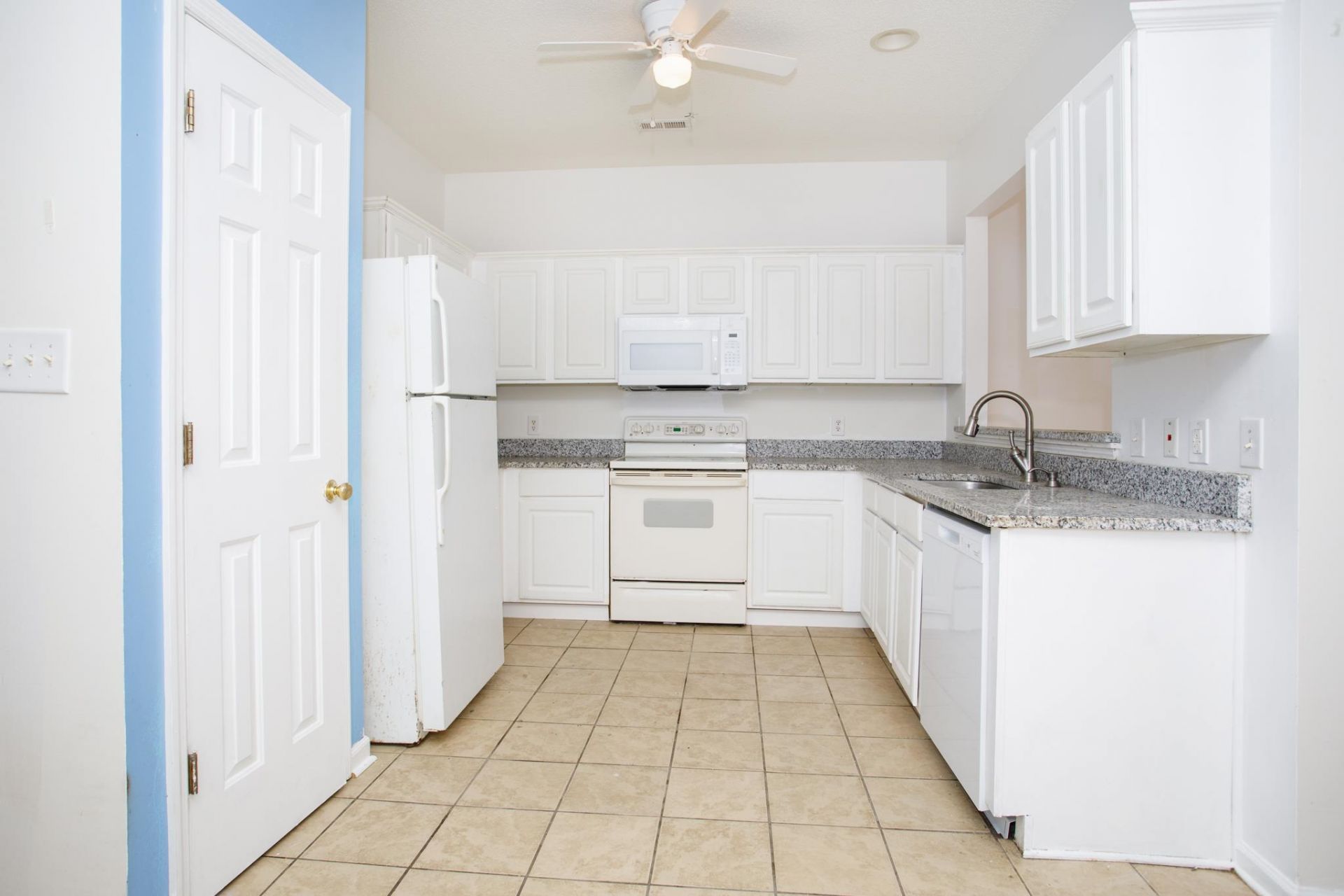 105 Spring Creek Dr.  Photo 8