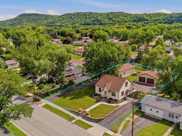 310 9th AVENUE N, Onalaska, WI 54650