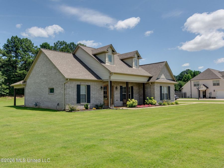Property Image 4
