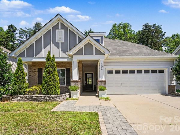 204 Paradise Hills Circle , Mooresville, NC 28115